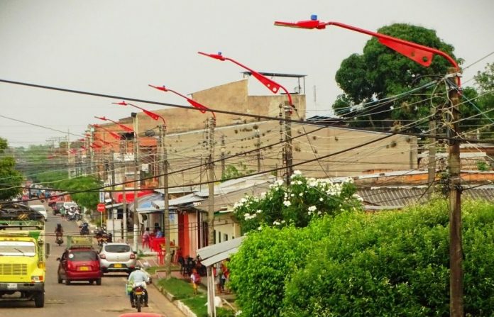 eergia paz ariporo Este moderno sistema de alumbrado público, se convertirá en el mayor logro en cuanto al ahorro energético, es mucho más eficiente y menos contaminante.