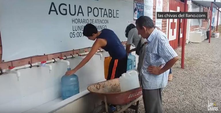 Agua Cruz Roja