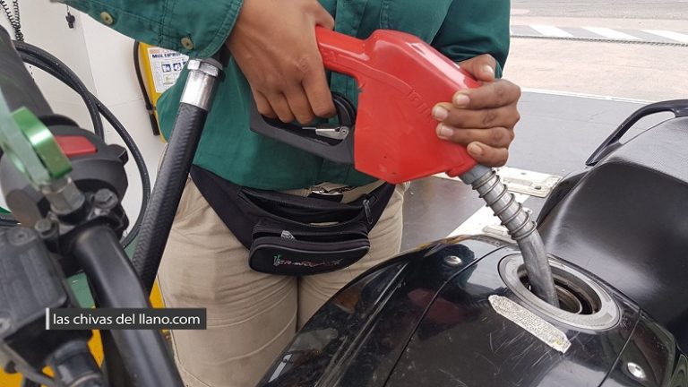 Foto gasolinera, Las Chivas del Llano