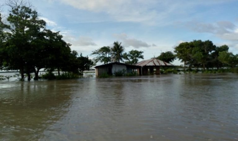 Una de las viviendas afectadas por la inundación.