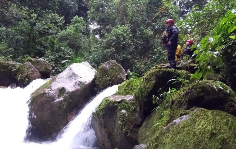 Bomberos quebrada