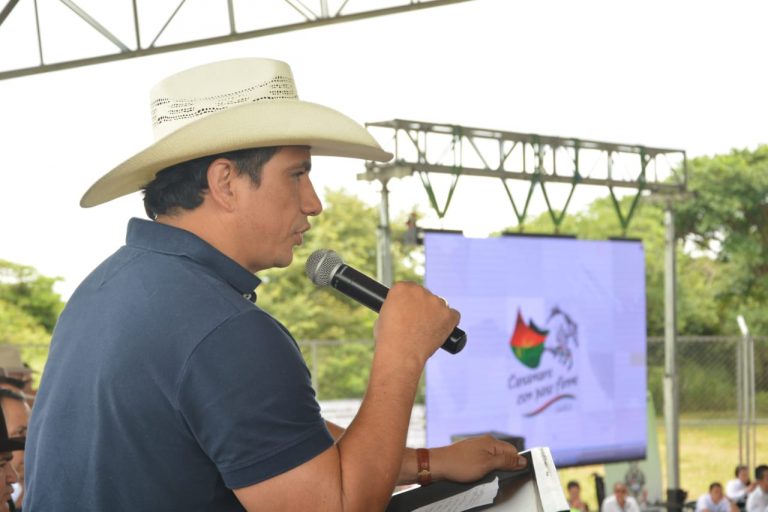 Alirio Barrera, gobernador de Casanare, en el encuentro de Seguridad en Paz de Ariporo