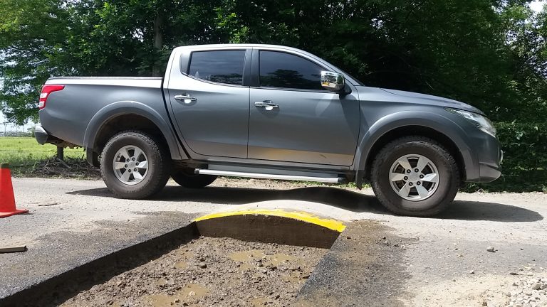 Reductor de velocidad en via Mate'Pantano en Yopal