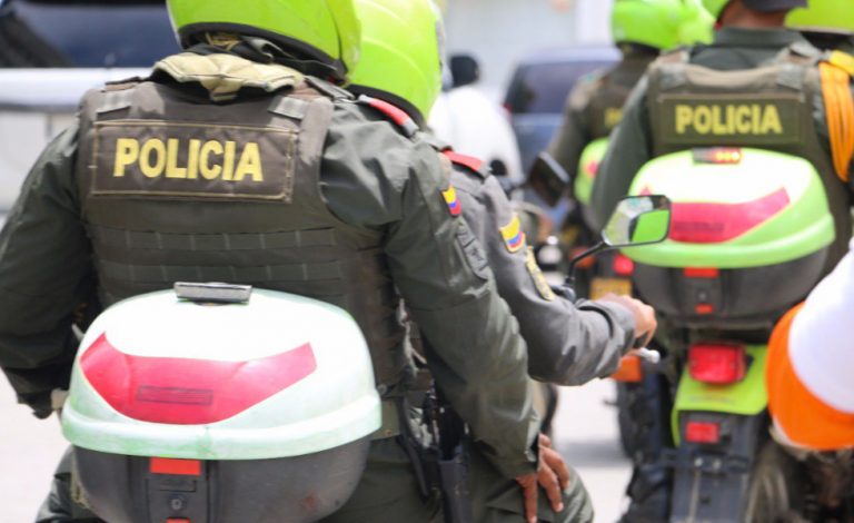 128463Policias