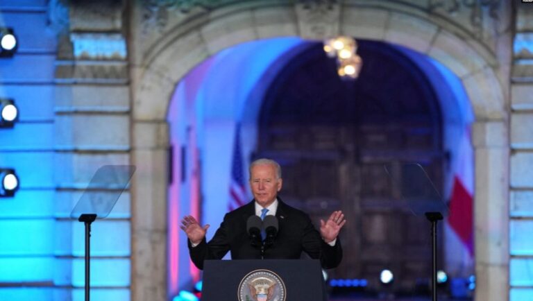 Biden, VOA Norticias, REuters