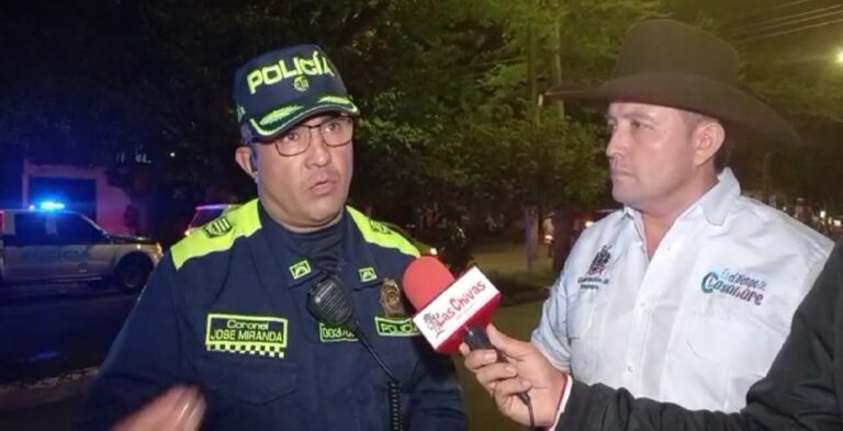 Coronel Rafael Miranda, comandnatye de Policía Casanare, y Oscar Gómez, secretario de Gobierno de Casanare