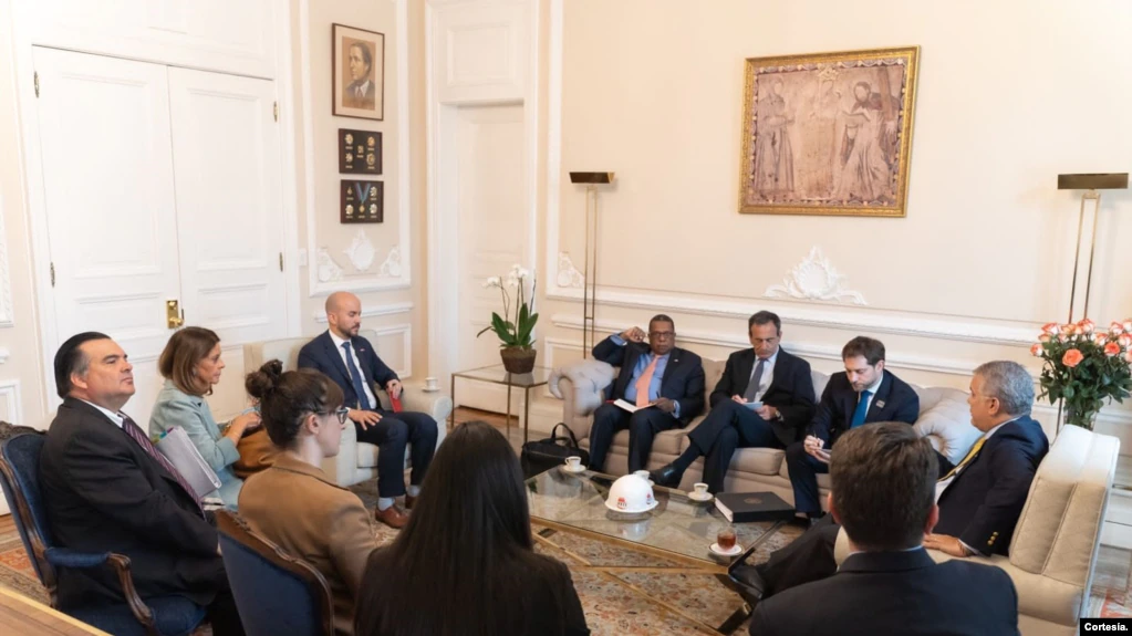 El presidente Iván Duque recibe a la delegación del presidente de EEUU, Joe Biden, el 22 de julio de 2022. [Foto: Presidencia de Colombia]