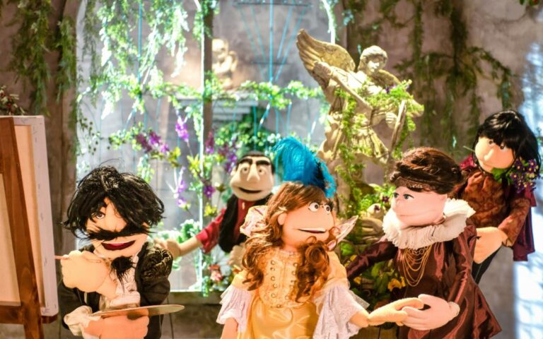 ‘La lucha de los Mockarts’, comedia de títeres para adultos﻿