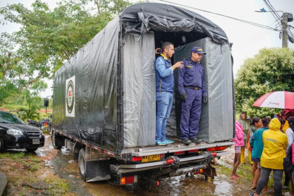 Ayudas humanitarias en La Bendición (1)