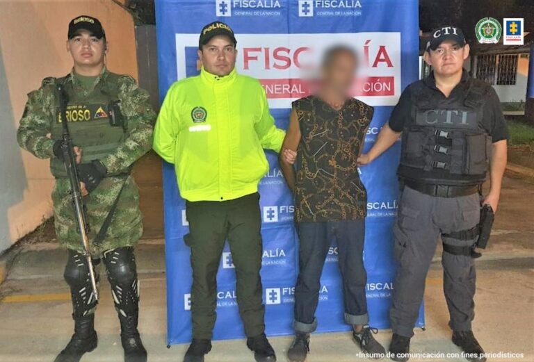 Este hombre habría abusado sexualmente de su hija de dos años en La Salina (Casanare). La Fiscalía lo imputó por el delito de acceso carnal abusivo con menor de 14 años agravado.
