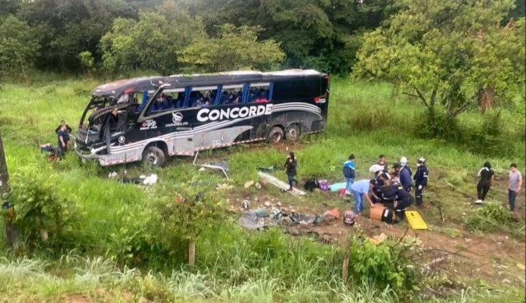 Accidente bus Concorde en Monterrey