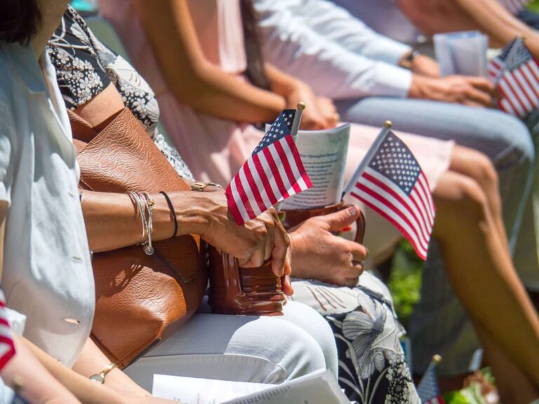 flag-5347106_1920-1400x1050
