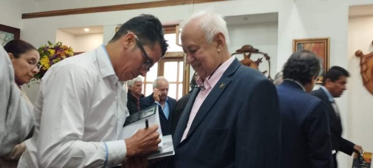 Oscar Vallejo, escritor casanareño
