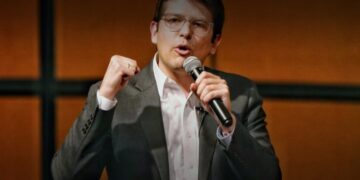 Presentan polémico proyecto que busca reducir el IVA