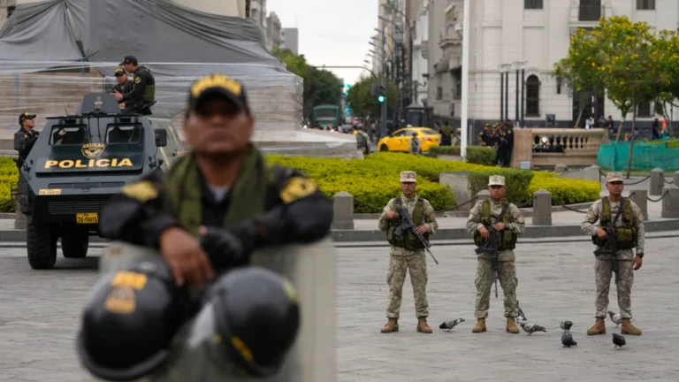 Disturbios en Perú
