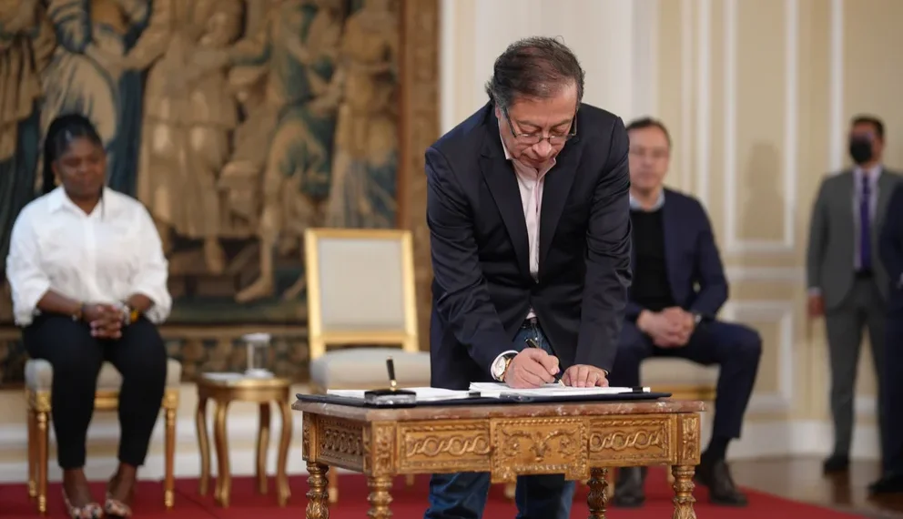 Presidente Petro sancionó la Reforma Tributaria