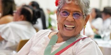 89 abuelitos recibieron la condecoración ‘Ciudadano de Oro Metense 2022’