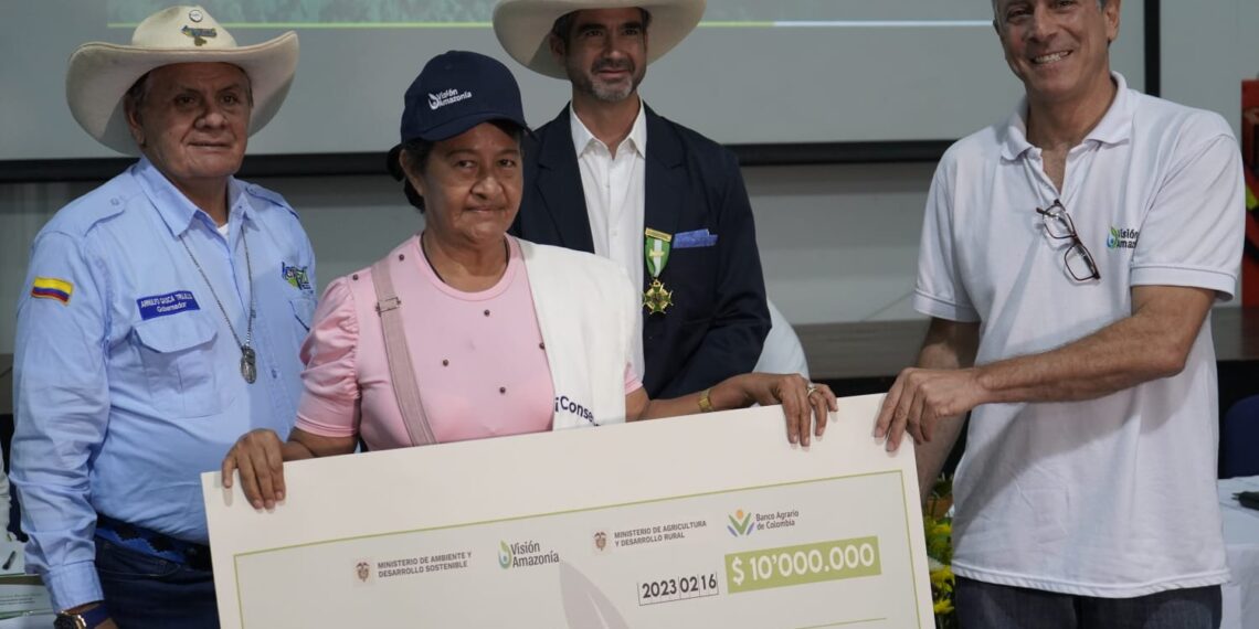 Campesinos de Caquetá recibieron Créditos Verdes
