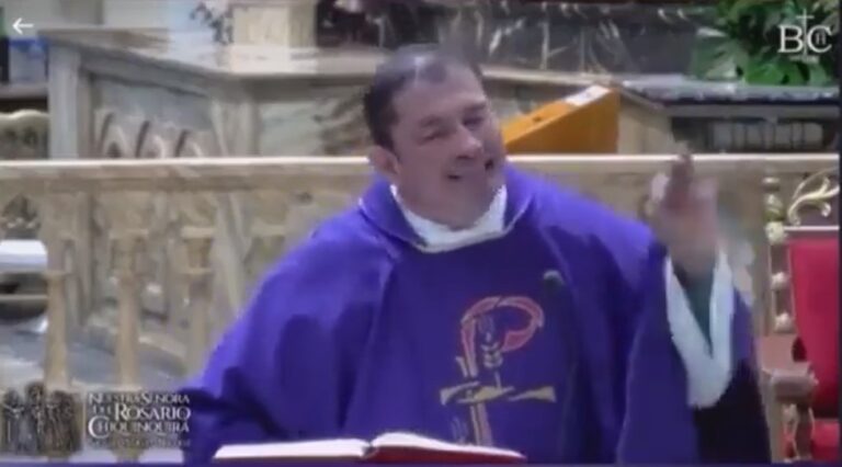 Padre Fernando Piña. Captura de pantalla del video