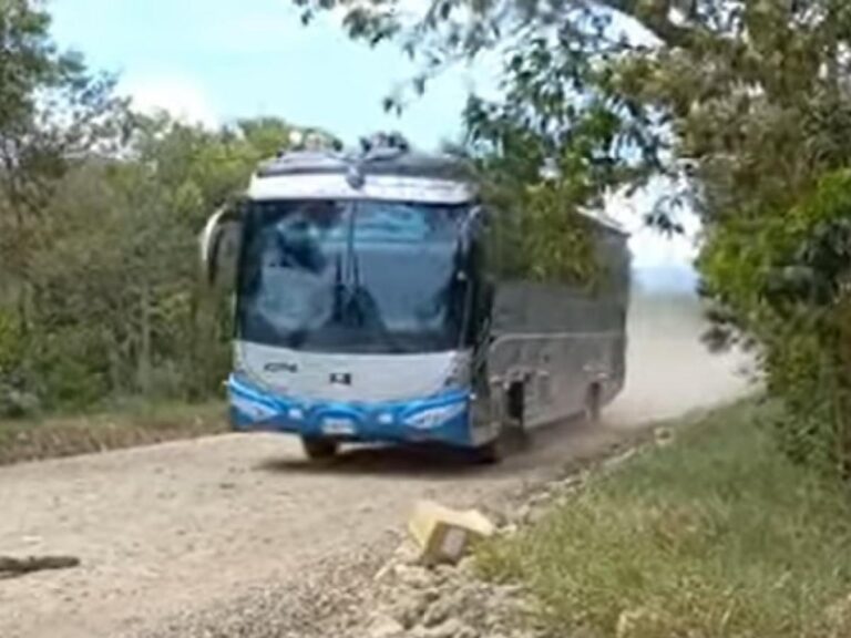 Vía entre Sácama y La Cabuya - Casanare
