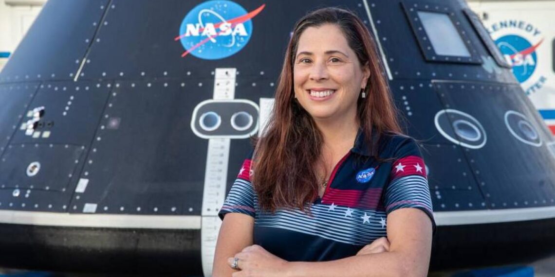 Colombiana es la nueva jefa de aterrizaje y recuperación de Artemis de la Nasa