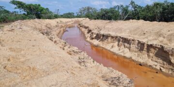 Este es el canal que recibieron campesinos de Hato Corozal (Casanare) para que no se inunden en invierno