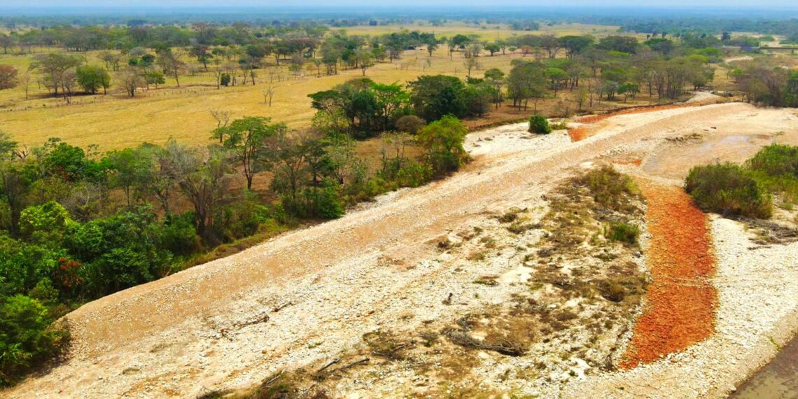 Intervienen el río Guachiría en Paz de Ariporo, con canalización y jarillón de 300 metros