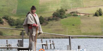 ‘Detrás de la laguna’, el documental que resalta la belleza e importancia de la Laguna de Tota