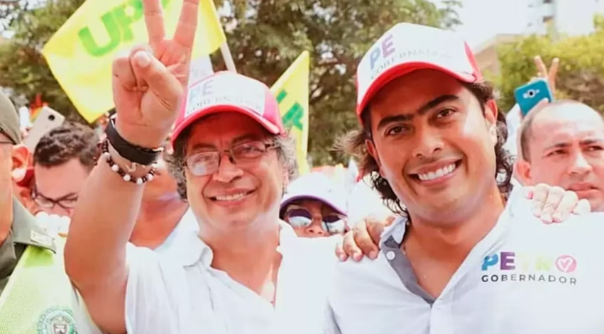 Gustavo Petro y su hijo Nicolás