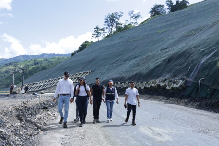 Visita técnica de Invías y contratista