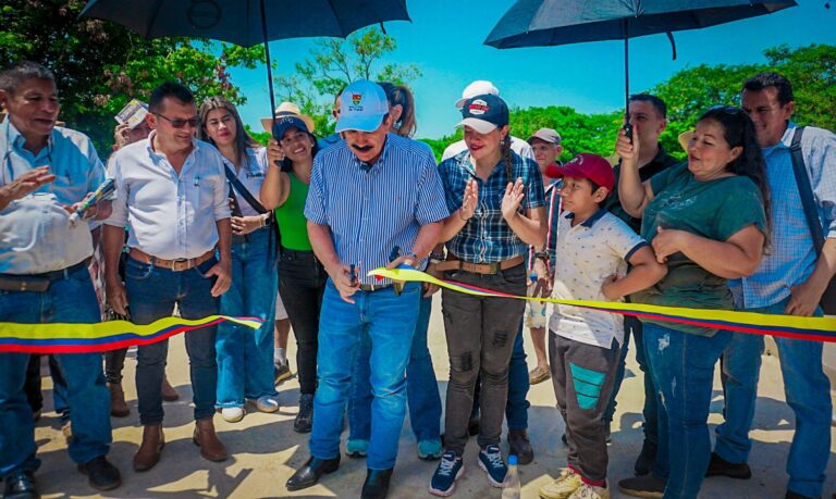 INAUGURACIÓN PUENTE CAÑO USIVAR