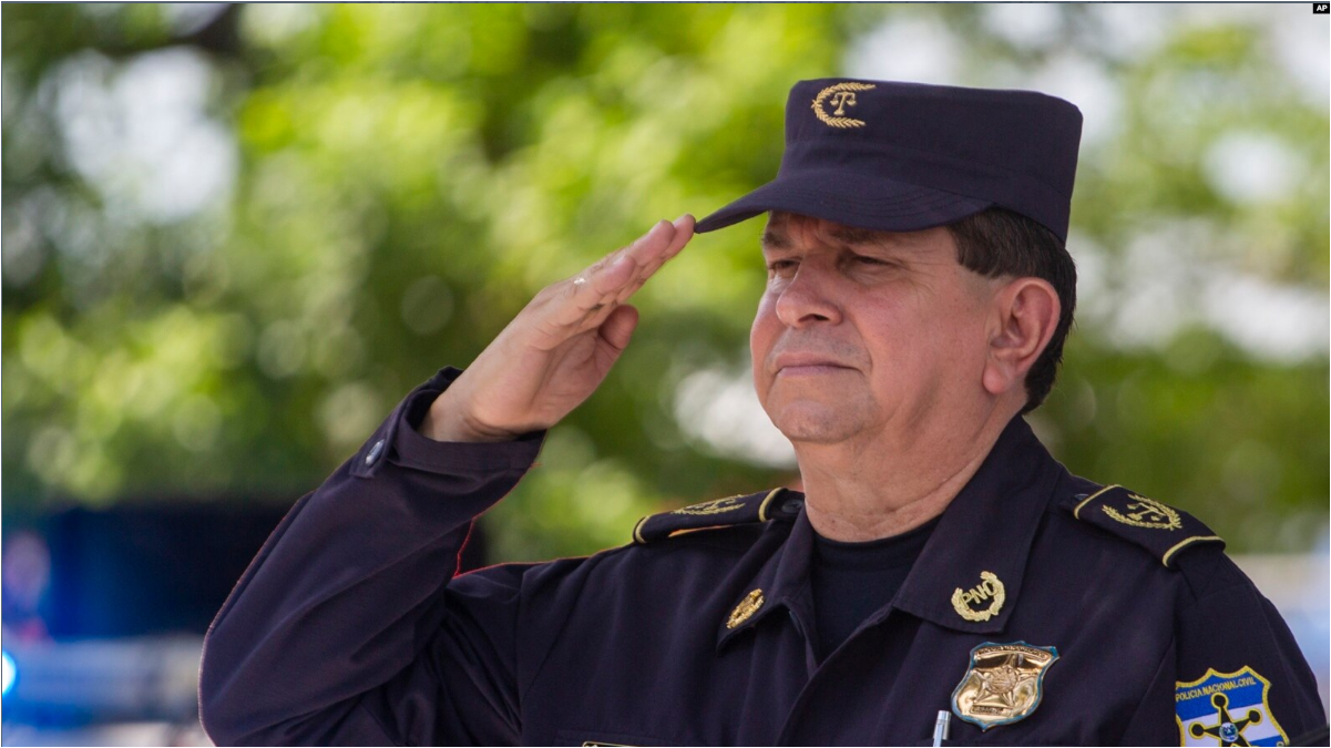 Mauricio Arriaza Chica, dir. policia Salvador (fallecido)