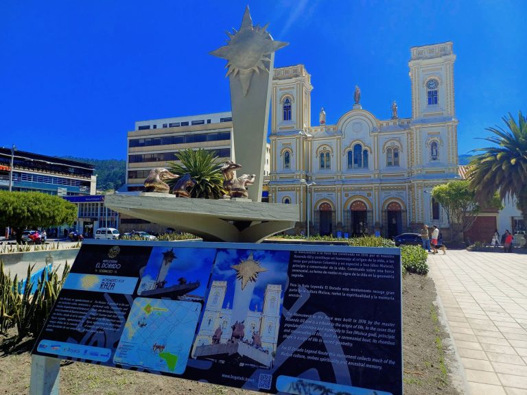 Sogamoso Plaza de la Villa- Foto Las Chivas del Llano