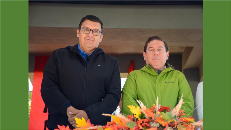 Ricardo Granados, alcalde de Nobsa y Carlos Amaya, gobernador de Boyacá