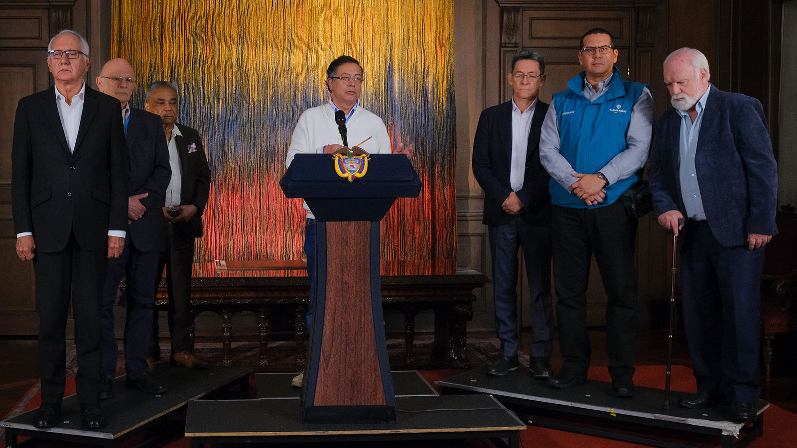 Petro anuncia remezón ministerial: “ministros traicioneros fuera”