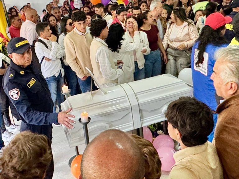 Exequias de Valeria Afanador