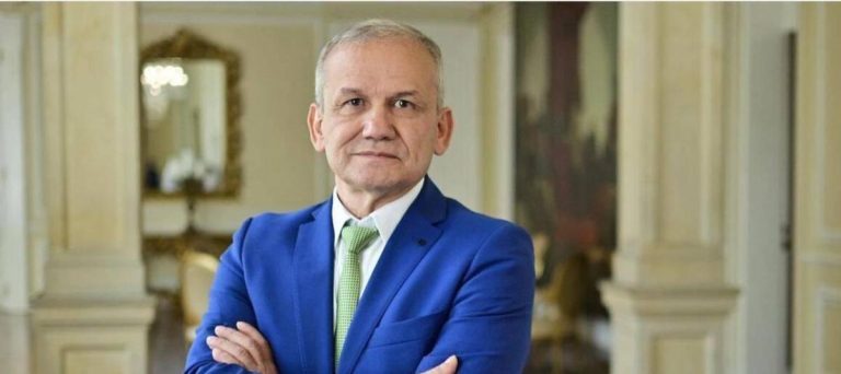 Carlos Ramón González