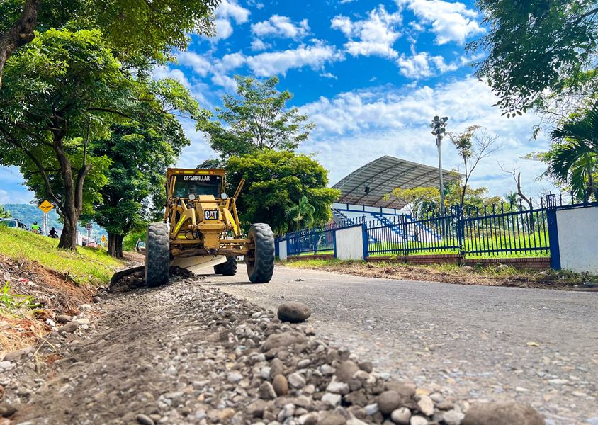 Rehabilitan via Marginal del Llano Yopal