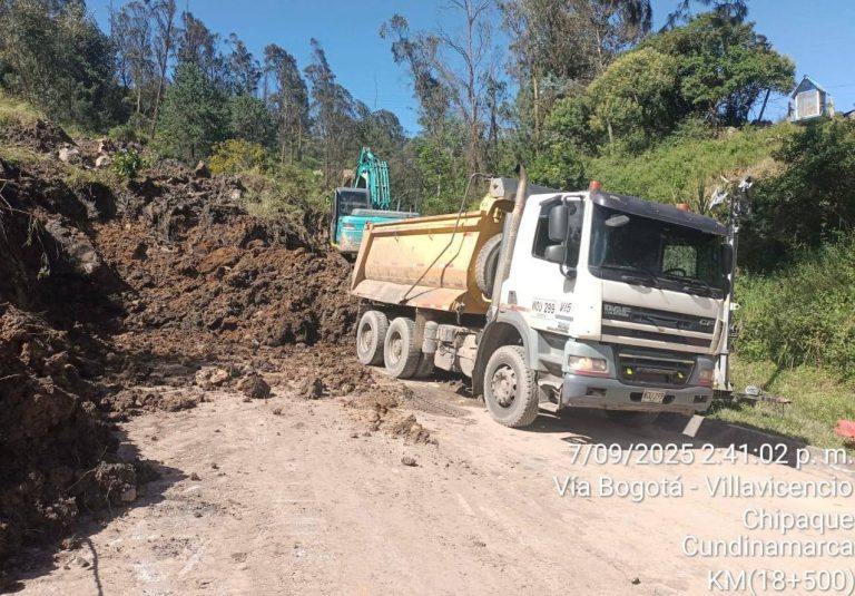 Derrumbe via al llano