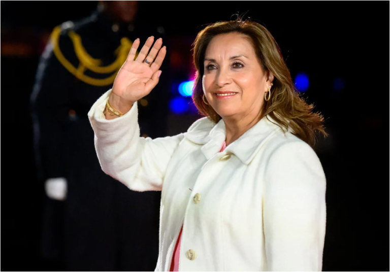 Diana Boluarte, presidenta destituida de Perú