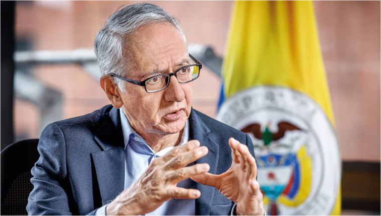 Guillermo Alfonso Jaramillo, ministro de Salud