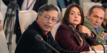 Presidente Petro declara Estado de Emergencia en ocho departamentos por desastre climático