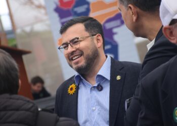 El representante boyacense Jaime Raúl Salamanca advierte: Alianza Verde se retirará de campaña de Cepeda si impulsan Constituyente