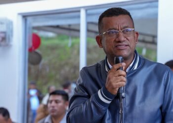 «Me están poniendo una lápida en la cabeza»: Gobernador de Nariño rechaza vinculación con magnicidio de Miguel Uribe Turbay