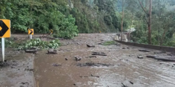 Emergencia vial en Cundinamarca: Cierre total en la vía a La Mesa por graves derrumbes