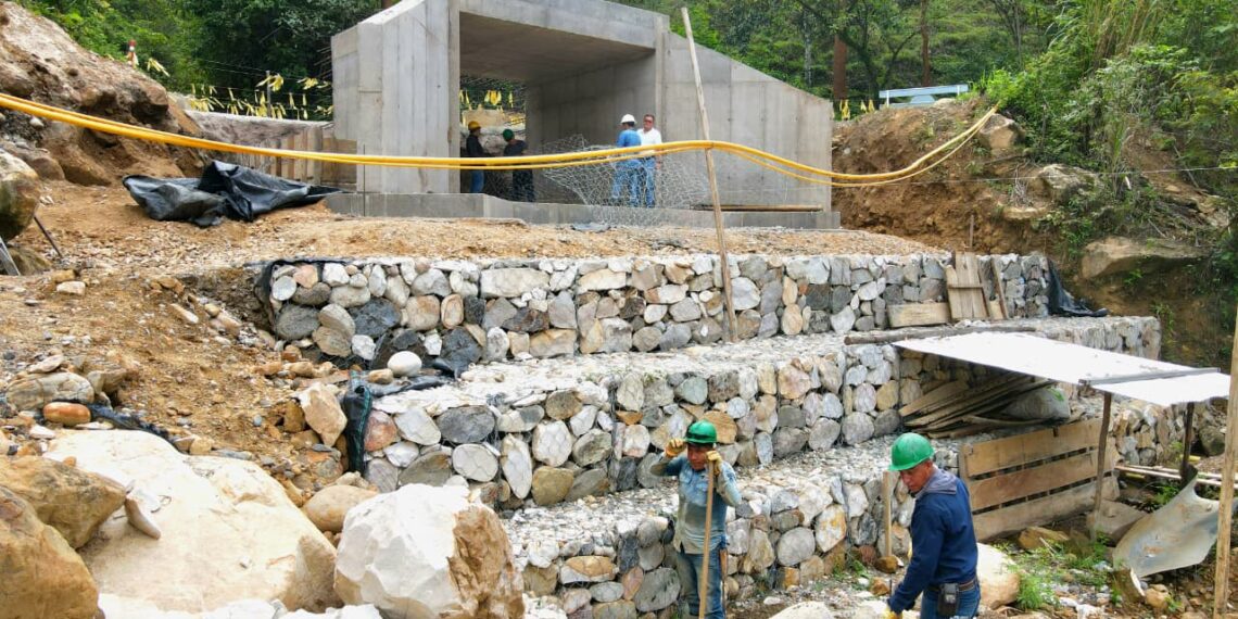 Gobernación intensifica obras en la vía El Morro: Plan de choque para evitar emergencias en ‘El Viejo’