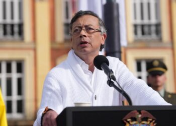 ¿Petro se atreverá a renunciar a la Presidencia para empujar la campaña de Iván Cepeda? ¿