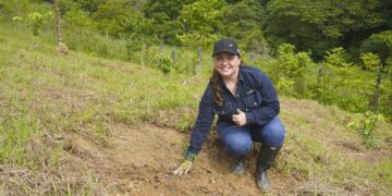 Más de 120 árboles nativos se suman a la restauración ambiental de Ecopetrol en Casanare
