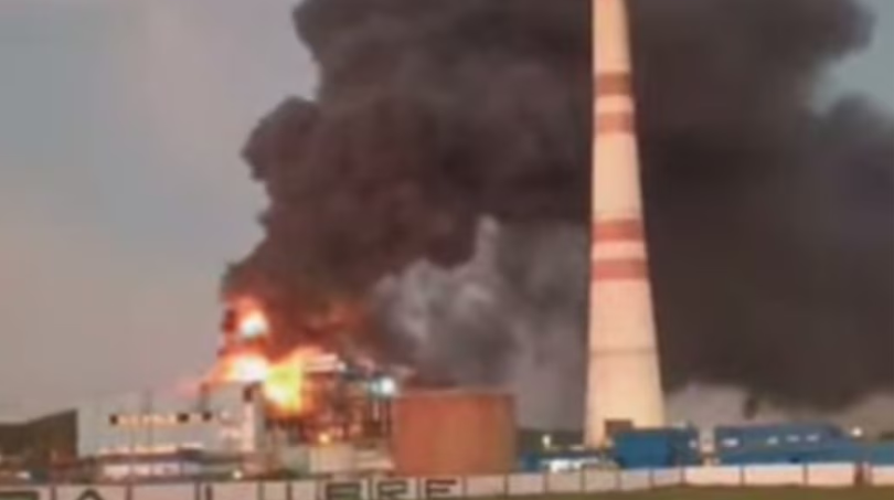 Incendio de grandes proporciones en termoeléctrica de Santa Cruz del Norte en Cuba